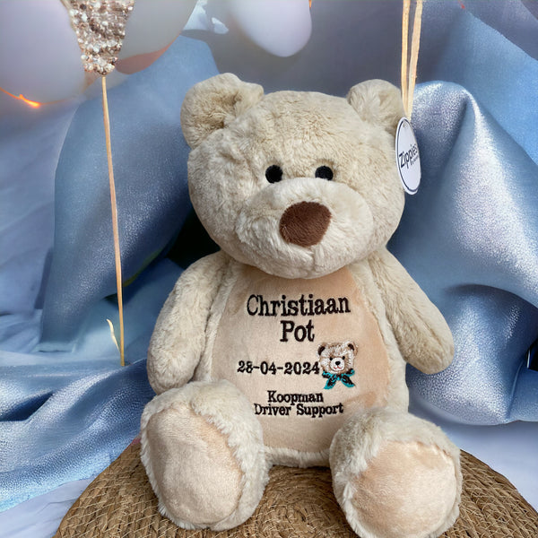 Teddy beer geboorteknuffel met gepersonaliseerde borduurde naam, geboortedatum en geboortegewicht.Teddy beer geboorteknuffel met gepersonaliseerde borduurde naam, geboortedatum en geboortegewicht.