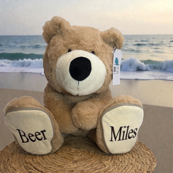 Een geboorteknuffel is een uniek en origineel kraamcadeautje. Zeker als u de geboorteknuffel laat personaliseren met de naam en de geboortedatum. Op de voetzolen van deze bruine beer worden de naam en de geboortedatum geborduurd. Een leuk baby kado.