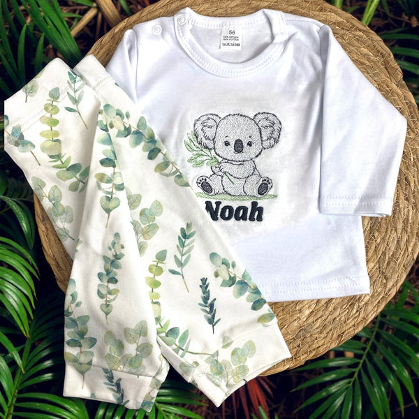 Kraamcadeau met naam baby legging en geborduurd shirt