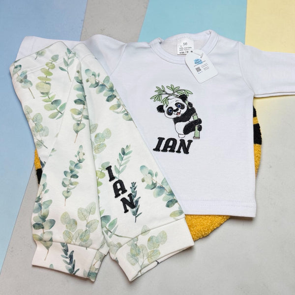 Gepersonaliseerd kraamcadeau panda baby outfit