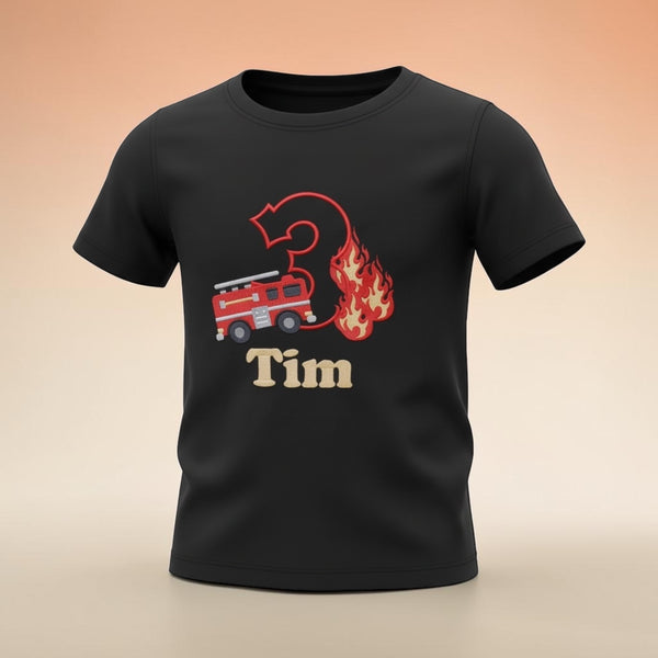 Gepersonaliseerd brandweer verjaardagshirt met naam en leeftijd voor kinderen