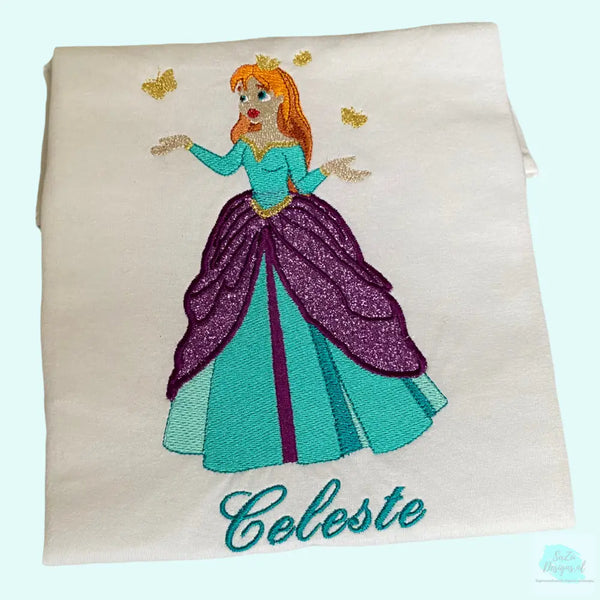 Uw dochter is uw prinses. En uw dochter wil zelf ook graag een mooi prinsesje zijn. Dat kan met dit leuke prinsessen shirt. Als u dan ook nog de naam van uw dochter op het shirt laat borduren heeft u echt een origineel en uniek T-shirt.